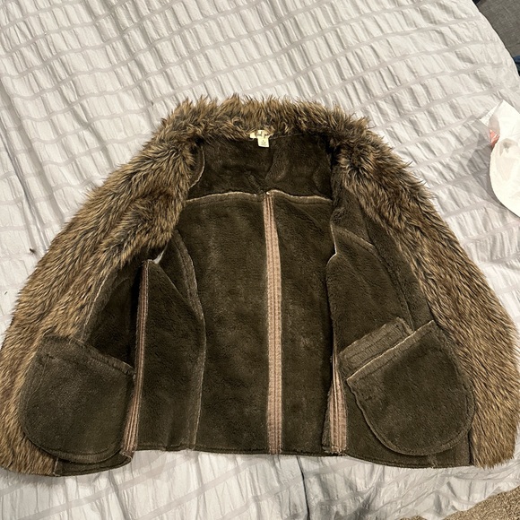 Tribal Jeans Faux Fur Vest Brown - Picture 3 of 3